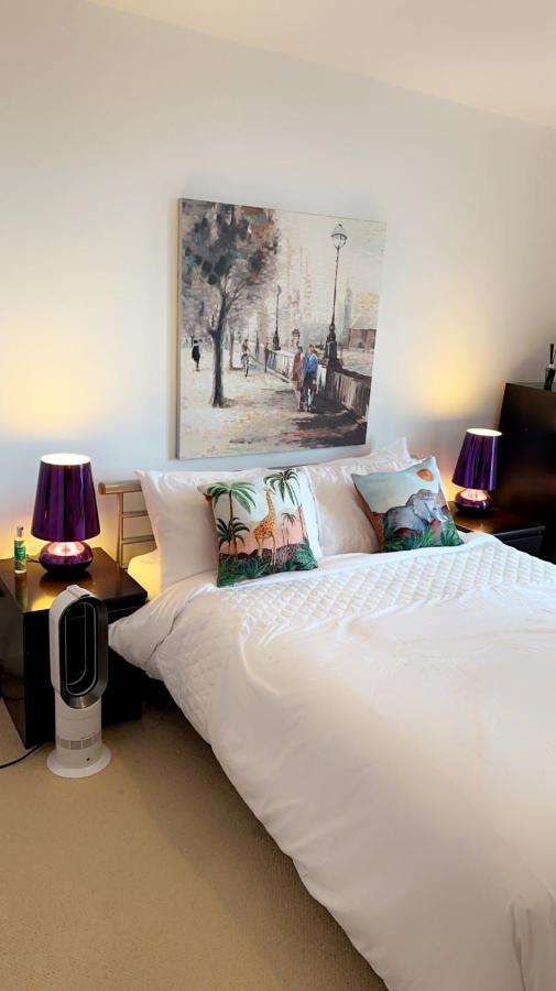 Cozycomfy Luxury Apartment Londra Dış mekan fotoğraf